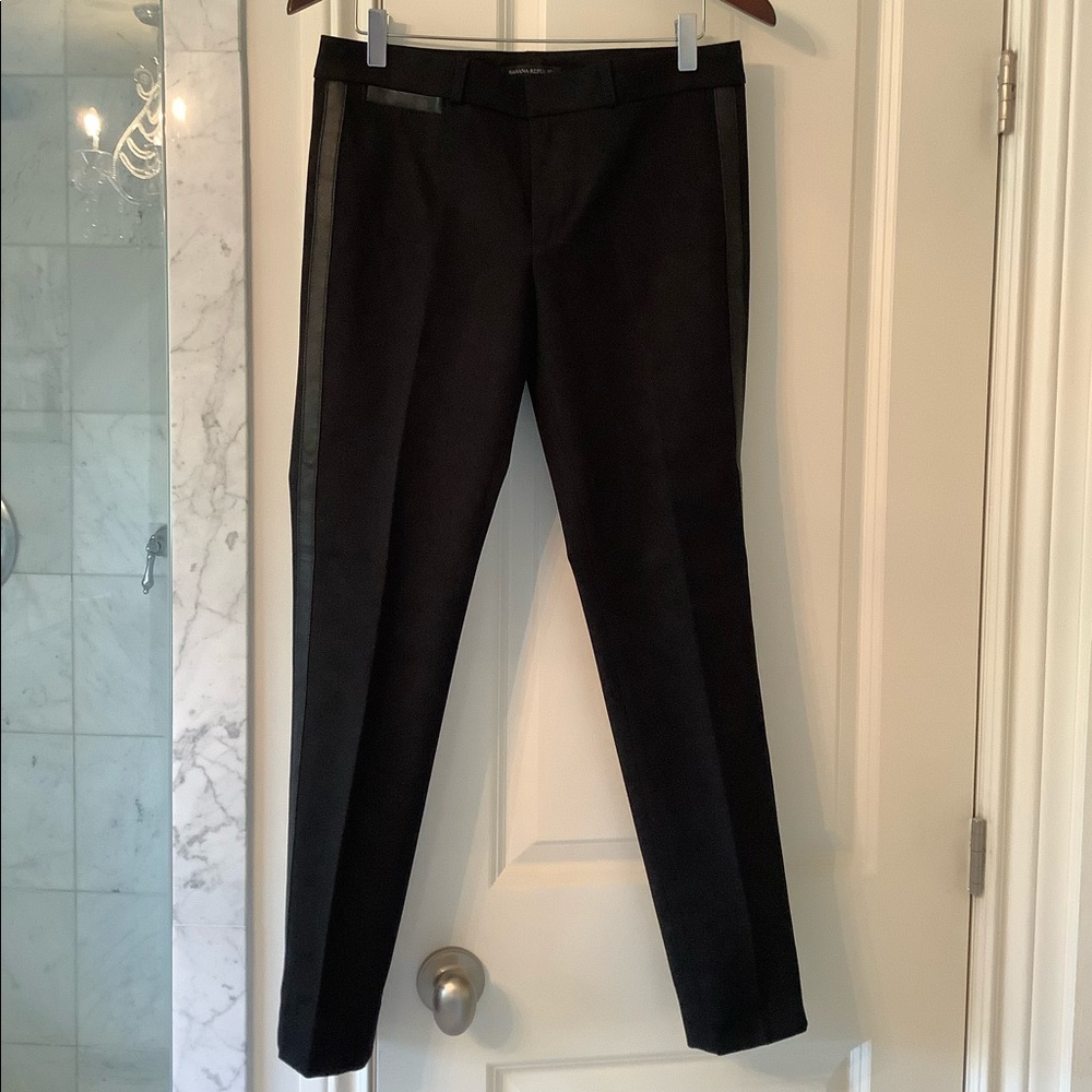 Sloan pant size 4 faux leather trim